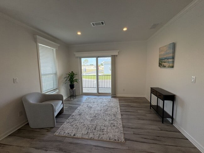 Building Photo - 1634 Voyager Dr