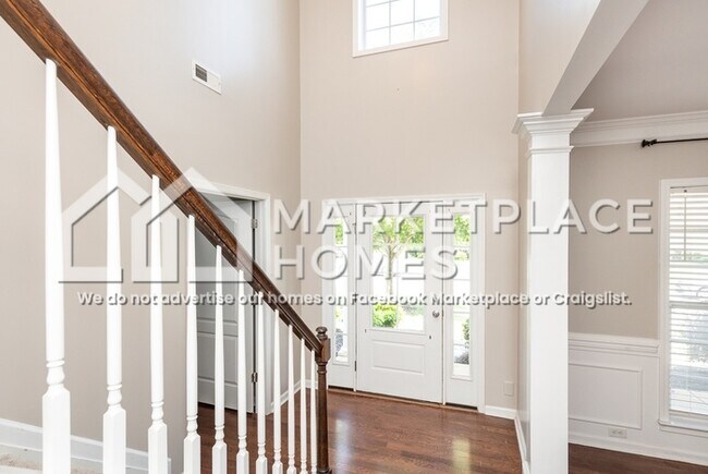 Building Photo - 102 Berwick Ct