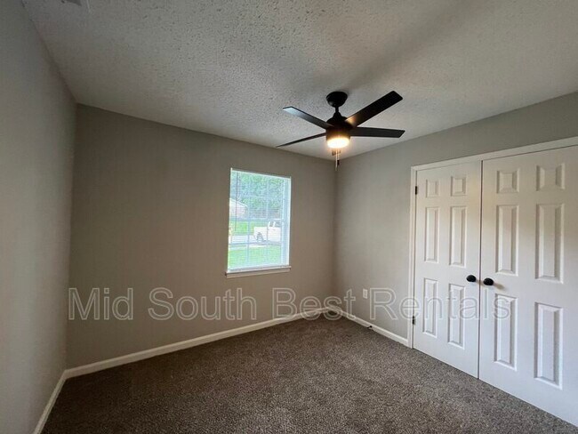 Building Photo - 4350 Elmridge St