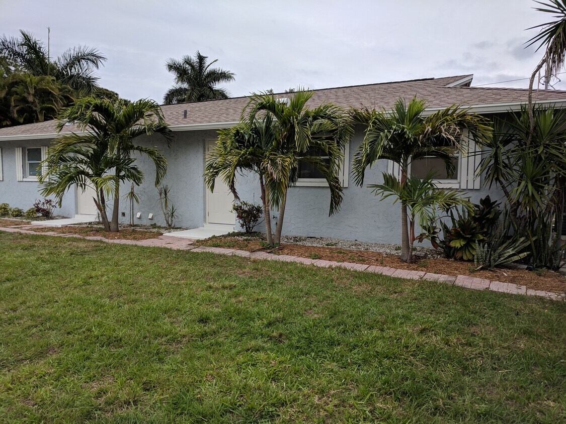 5476 Avenue C, Bokeelia, FL 33922 Townhome Rentals in Bokeelia FL