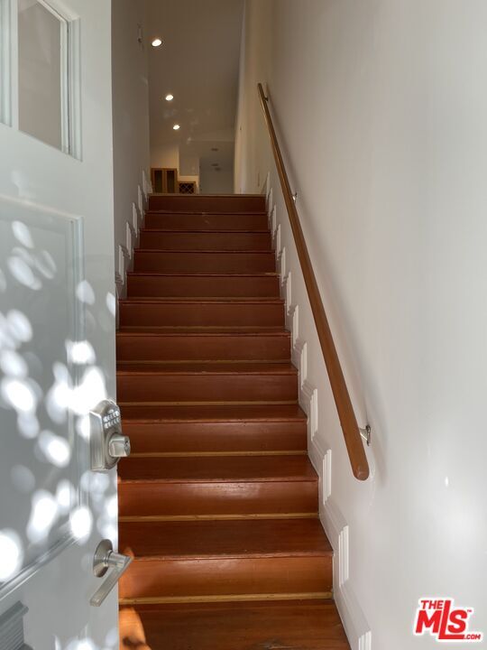 Foto del edificio - 337 Brooks Ave