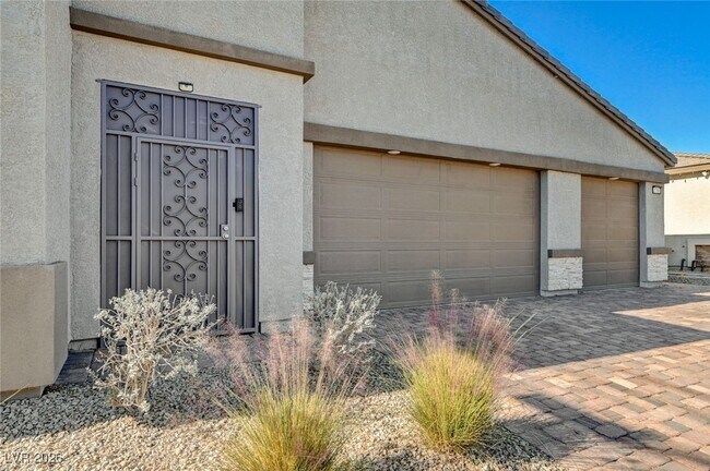 Foto del edificio - 3791 McLeod Dr