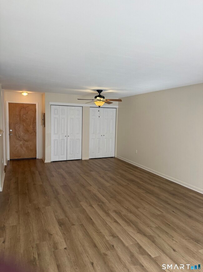 Foto del edificio - 2306 Cromwell Hills Dr