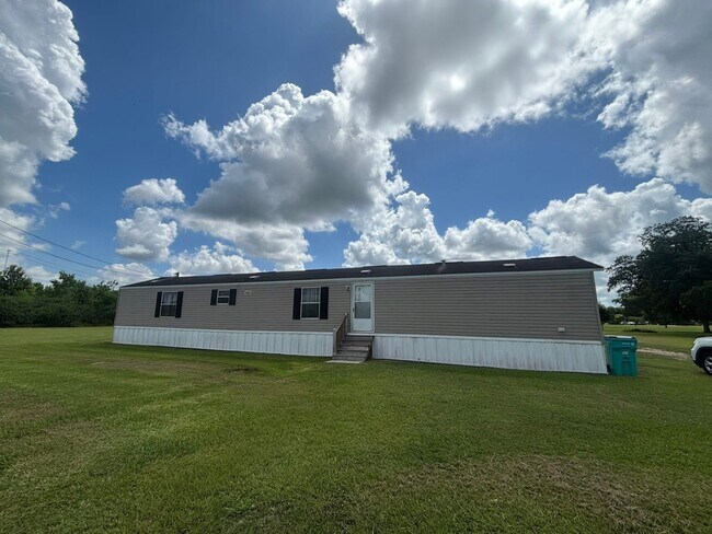 Foto del edificio - 294 Wilson Bridge Rd