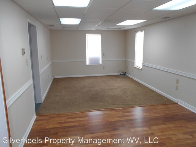 Building Photo - 3518 Elm St