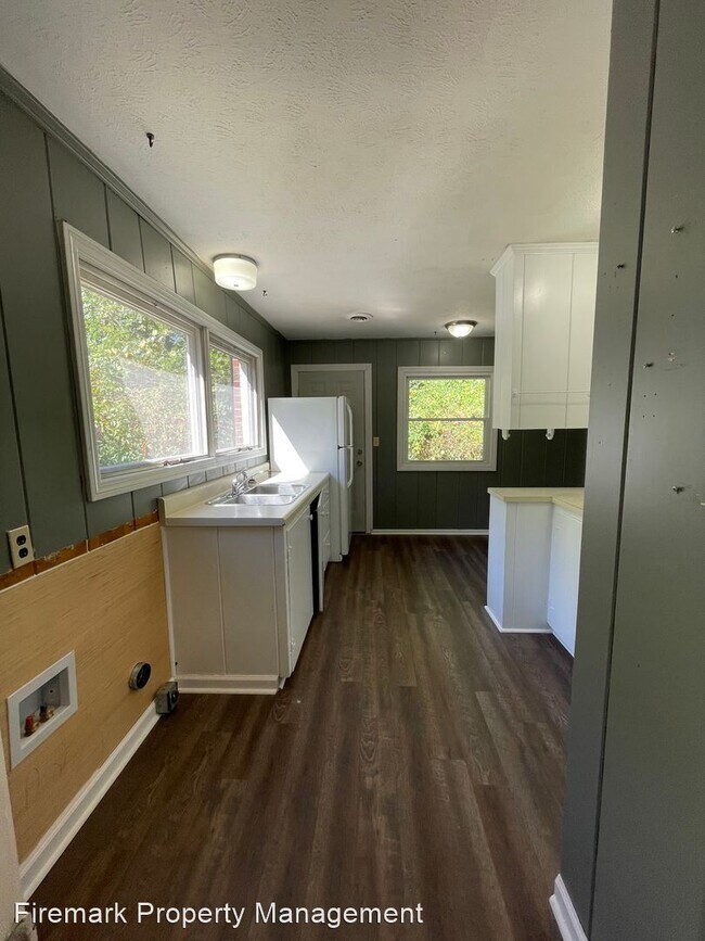 Building Photo - 3 br, 2 bath House - 207 Hickory Grove Blvd.