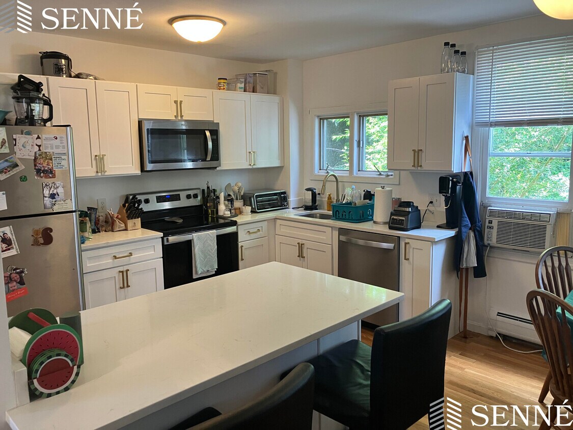 Foto principal - 26 Thorndike St