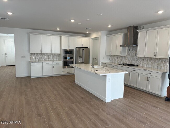 Building Photo - 2466 W Rowel Rd