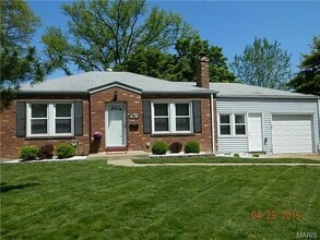 Building Photo - 541 W Rose Hill Ave