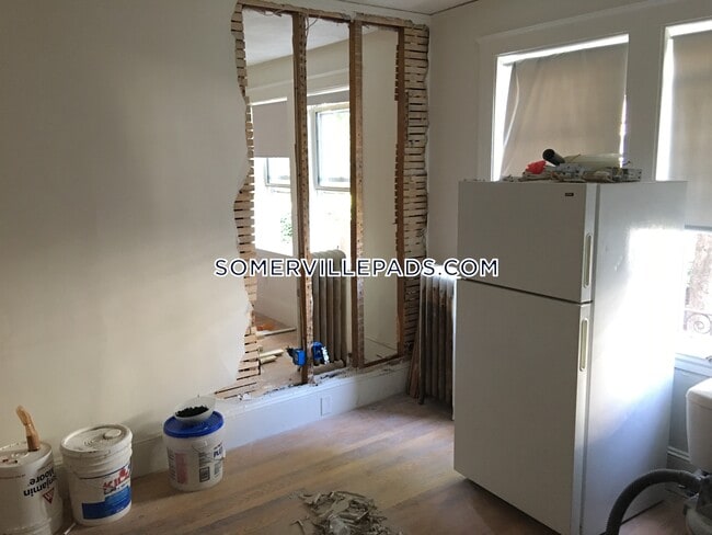 Building Photo - 155 Summer St