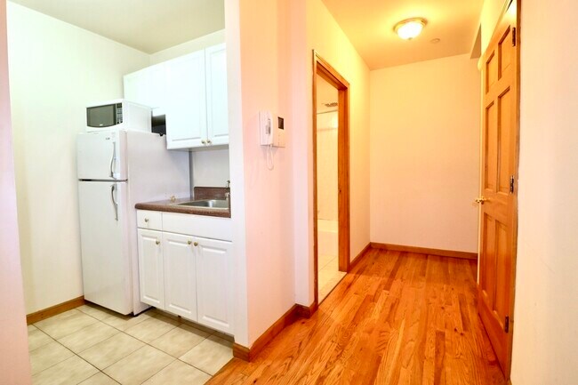 Foto del edificio - 267 W 87th St