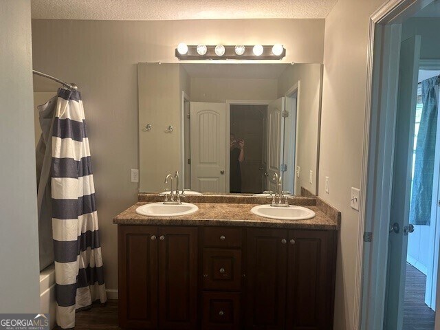 Foto del edificio - 207 N Bridgeport Dr