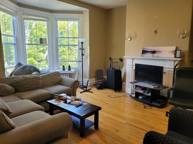 Photo du bâtiment - 1570 Walnut St