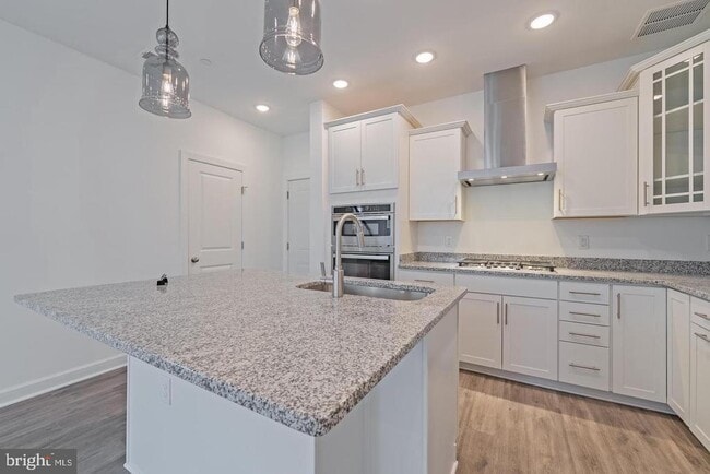 Building Photo - 14320 Yesler Ave