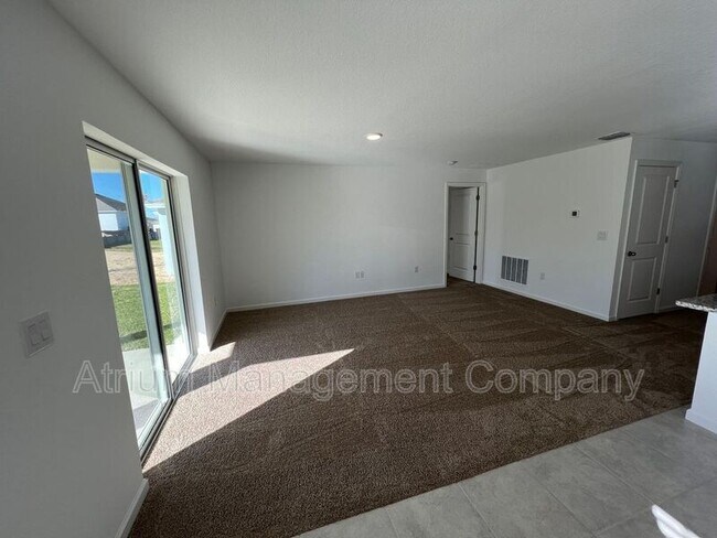 Foto del edificio - 3707 Eisel Wy
