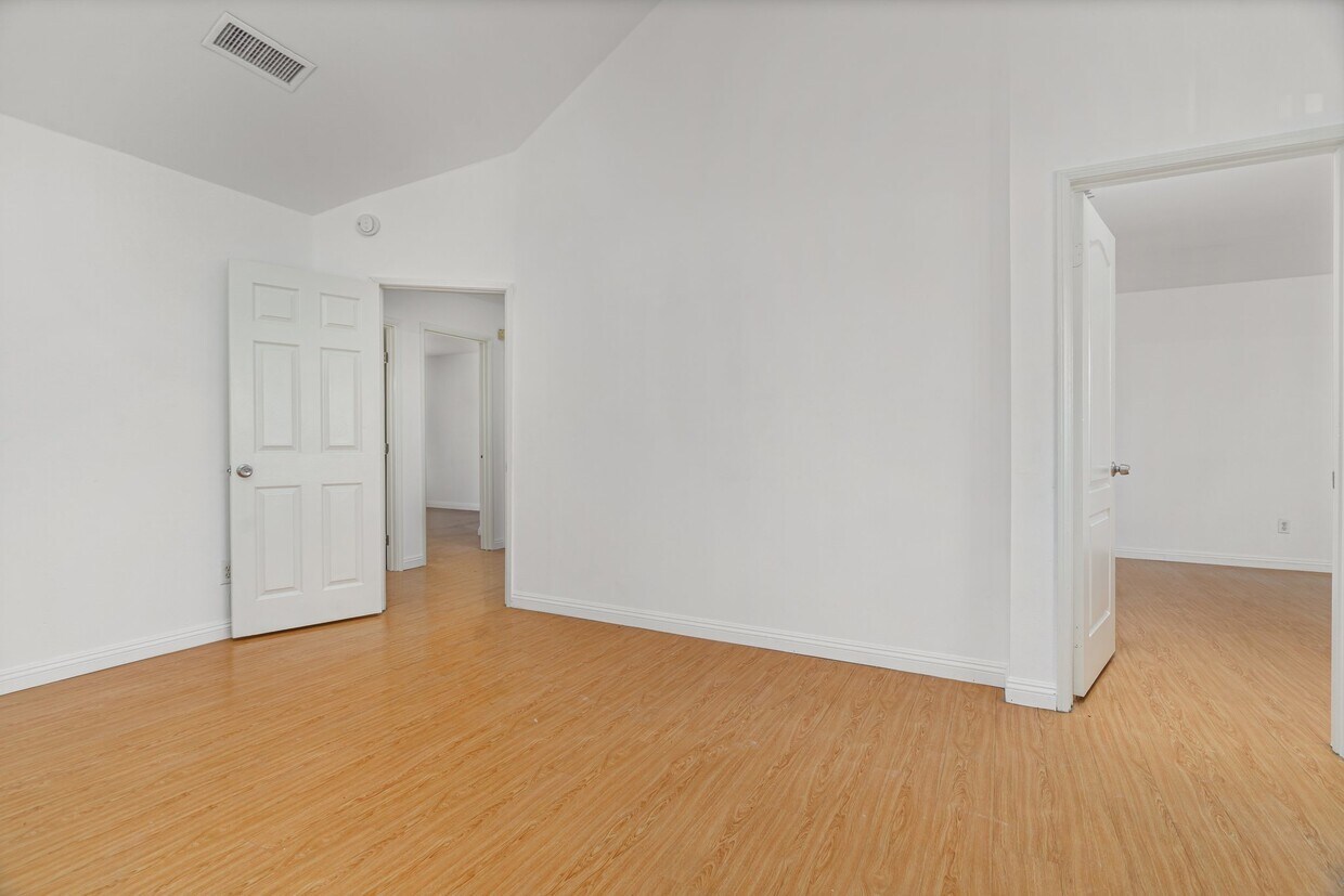 Foto del edificio - 3900 Maxson Rd