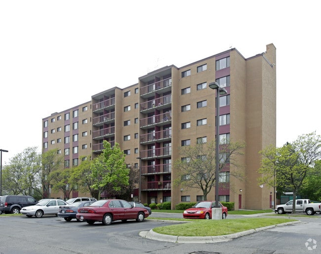 Building Photo - St. Antione Gardens