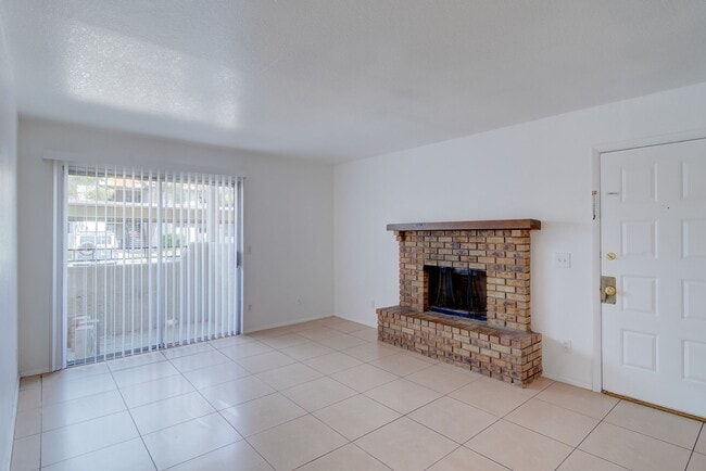 Building Photo - 2921 Country Manor Ln