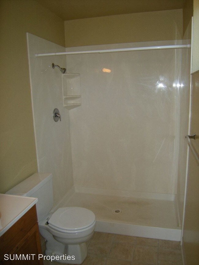 Building Photo - 3 br, 2 bath House - 119 Croydon Court