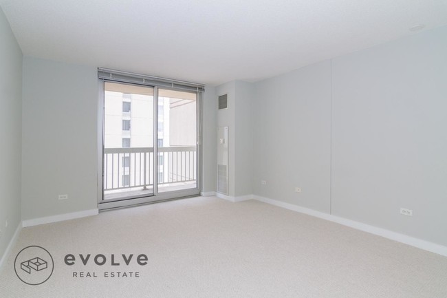 Foto del edificio - 540 N State St