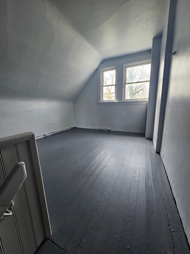 Foto del edificio - 633 Hawthorne Ave