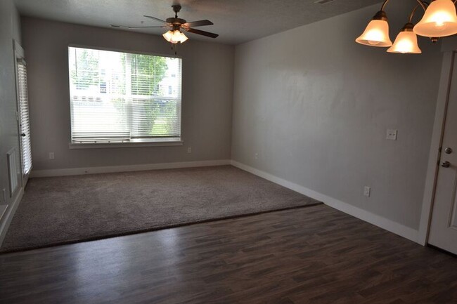 Building Photo - 13232 Andros Ln