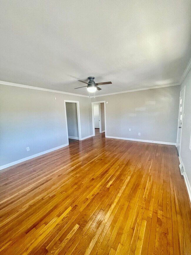 Foto del edificio - Welcome to this Charming 3 bedroom, 1 bathroom home in Iron Station, NC.