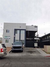 Building Photo - 231 W Philadelphia Ave