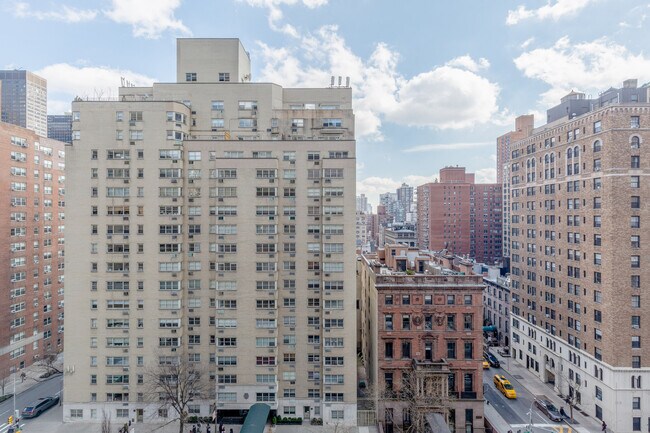 Building Photo - 30 Park Avenue