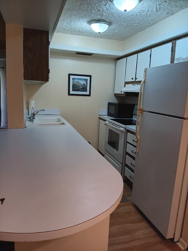 Foto del edificio - 105 47th Ave Dr W