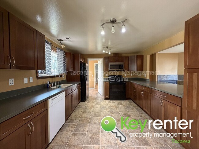 Foto del edificio - 10109 119th St SW