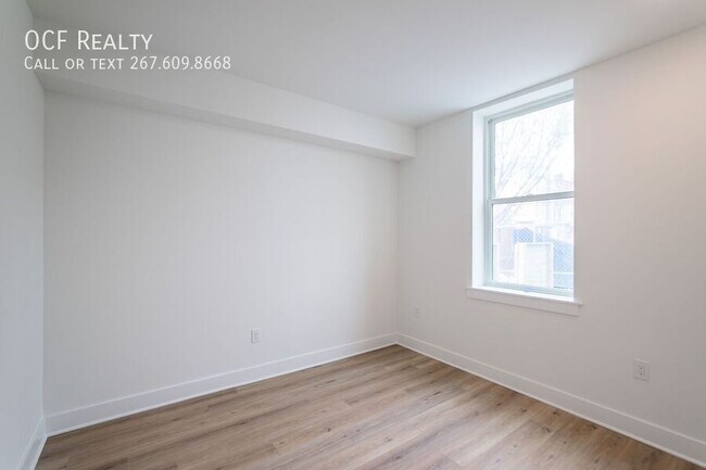 Foto del edificio - 4324 Lancaster Ave