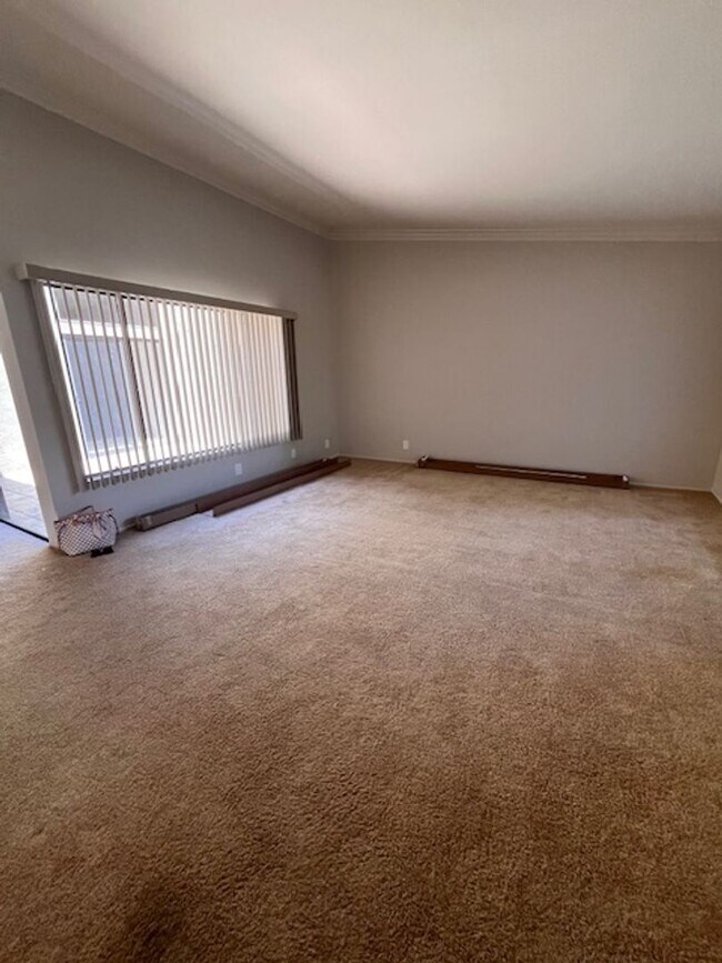 Building Photo - Alta Vista Drive - Unit #614 D(55+ Complex)