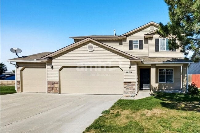 Building Photo - 16714 Bayou Way