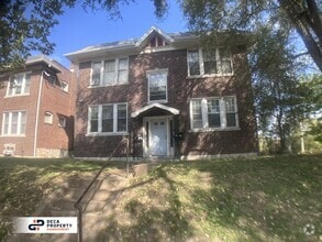 Building Photo - 1811 Allen Ave