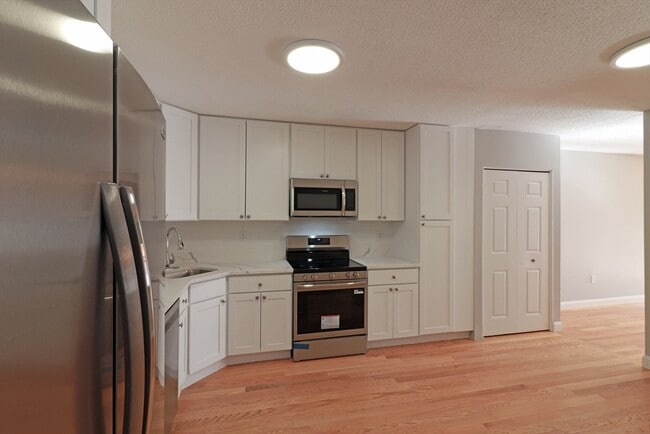 Foto del edificio - 1850 Beacon St