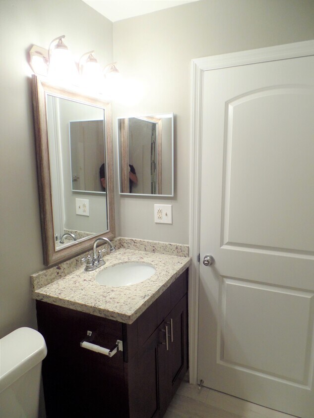 Foto principal - 3465 NW 44th St