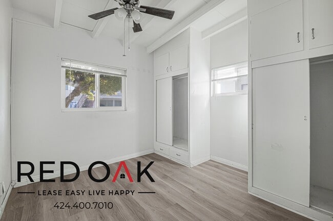 Foto del edificio - 15301 Woodruff Pl