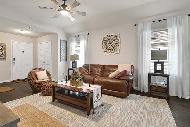 Foto del edificio - 1329 Mount Blanc Path