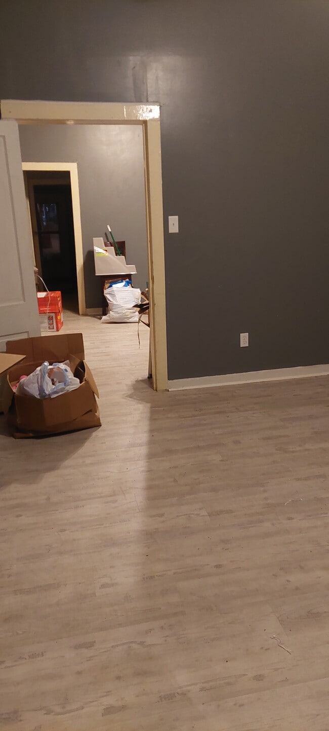 Building Photo - 509 Marine St