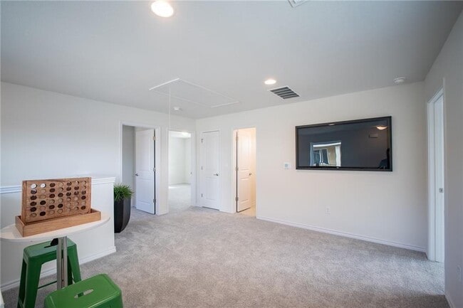 Foto del edificio - 9109 Looksee Ln