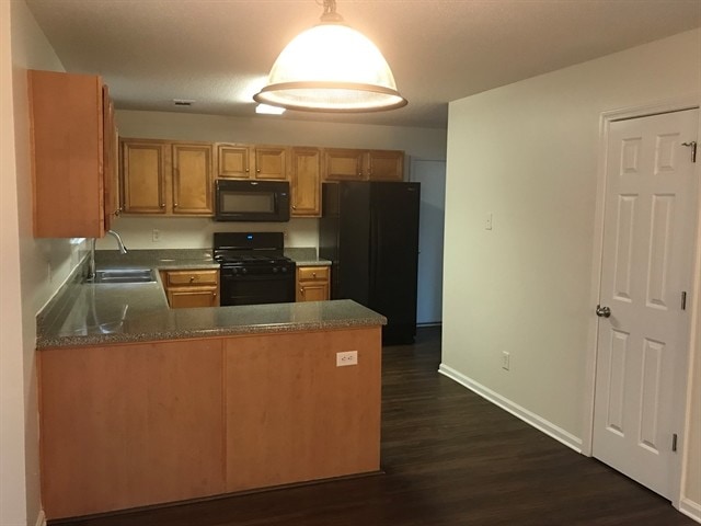 Foto del edificio - 7118 Cavender Dr SW
