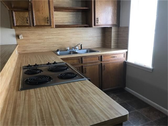Foto del edificio - 214 E Hilburn St