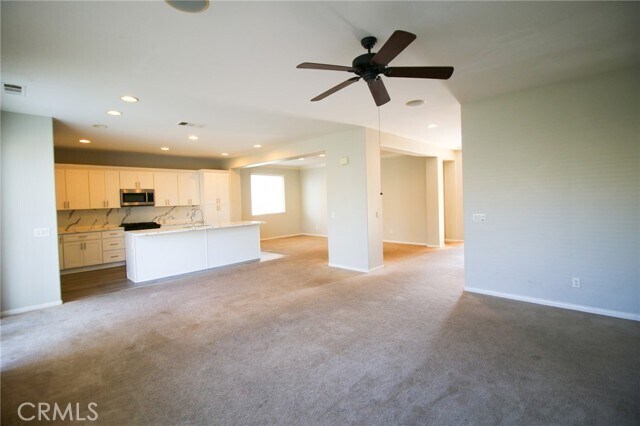Building Photo - 26896 N Bay Ln