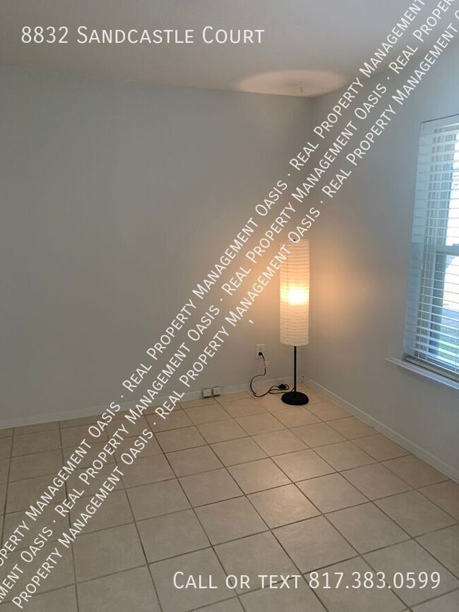 Foto del edificio - Freshly Updated 2-Bed, 2-Bath Home