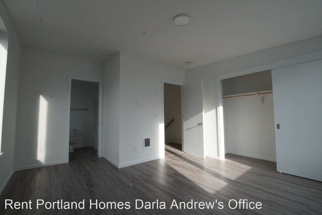Building Photo - 2 br, 2.5 bath House - 1608 N Bryant Street