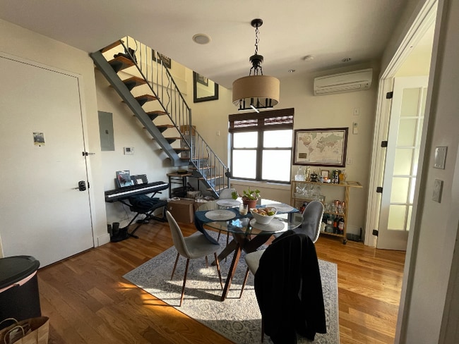 Foto del edificio - 11 W 128th St