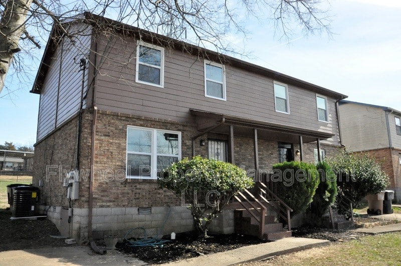 Photo - 780 Garrison Drive