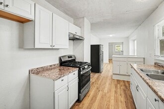 Building Photo - 5013 S Benton Ave