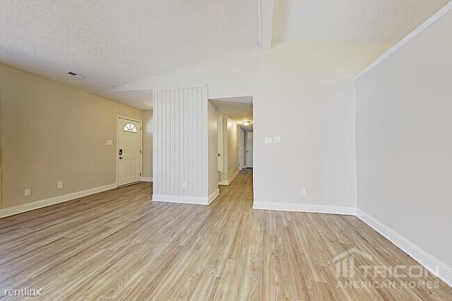Foto del edificio - 6313 Harrisburg Rd